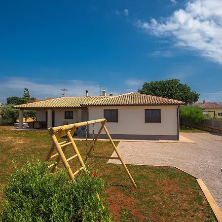 Сasa de vacaciones House With A Parking Space Valtura, - 22784