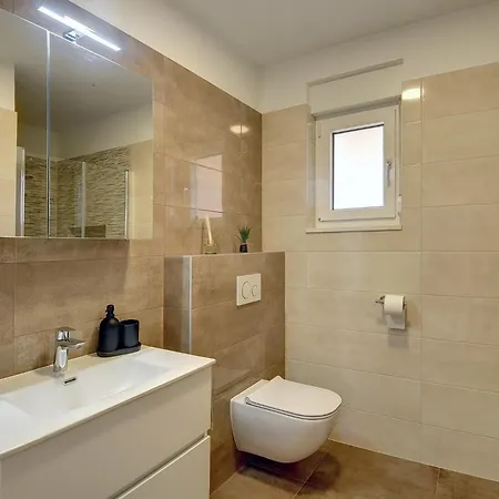 House With A Parking Space Valtura, - 22784 Сasa de vacaciones