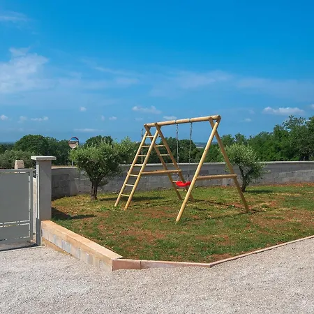 House With A Parking Space Valtura, - 22784 * Pula